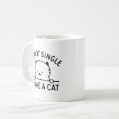 Mug Je ne suis pas célibataire j'ai un chat (Devant gauche)