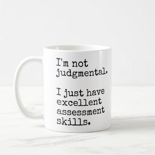 Mug Je ne suis pas Jugmentalement drôle Bureau (Gauche)