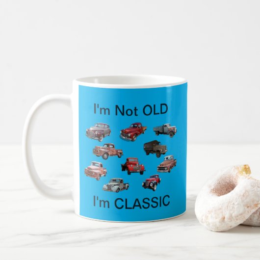 Mug "Je ne suis pas VIEILLE, je suis CLASSIQUE" Voitur (Avec donut)