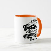 Mug Je ne vieillis pas, je deviens rétro (Devant droit)