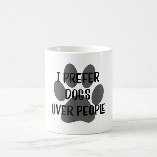 Mug Je préfère les chiens aux Amoureux de les chiens (Centre)