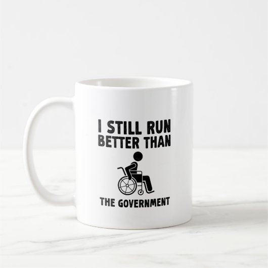 Mug Je Suis Encore Meilleur Que Le Don Drôle Du Gouver (Gauche)