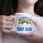 Mug Je suis fier de mon fils gay LGBTQ Maman Papa Pare<br><div class="desc">Je suis fier de mon fils gay. Un beau cadeau de parade gay pride pour une mère ou un père solidaire. J'aime mon enfant LGBTQ sans condition. Une mère ou un père cool présent.</div>
