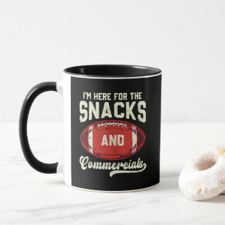 Mug Je suis ici pour les snacks et les pubs de footbal