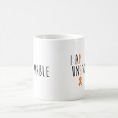 Mug Je suis imparable (la sclérose en plaques) (Centre)