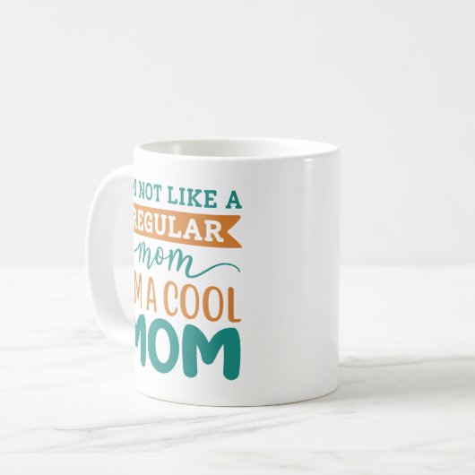 Mug Je suis une maman Cool (Devant gauche)