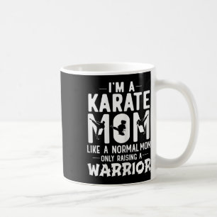 Mug Je suis une maman Karate comme une maman normale é