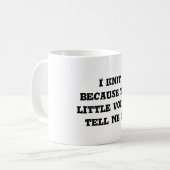 Mug Je tricote parce que les petites voix m'indiquent (Devant gauche)