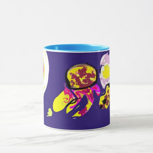 Mug Jellyfish and fish play (Centre)