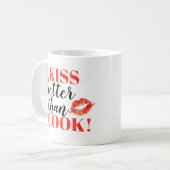 Mug J'embrasse mieux que je fais cuire des lèvres de | (Devant gauche)