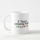 Mug J'enseigne les enfants extraordinaires (pp) (Gauche)