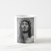 Mug Jesus (Centre)