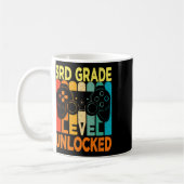 Mug Jeu vidéo déverrouillé de 3e année à l'école (Gauche)