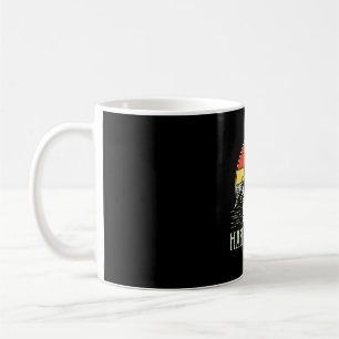 Mug Jeune garçon tout heureux en camping-car vintage d