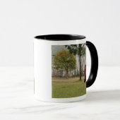 Mug Jeune moine et drapeaux de prière (Devant droit)