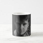 Mug Joel (Centre)