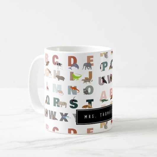Mug Joli Alphabet ABC Animaux Nom personnalisé École (Devant gauche)