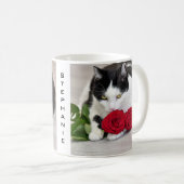 Mug Joli chat avec la rose rouge (Devant droit)