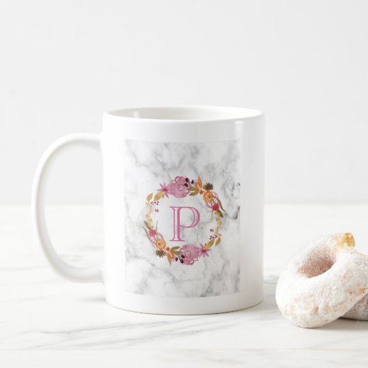 Mug Joli Monogramme de couronne de fleurs rose (Avec donut)
