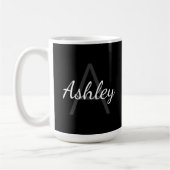 Mug Joli nom de fille monogrammé | Noir & Blanc (Gauche)