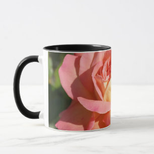 Mug Jolie fleur de rose rose et jaune, personnalisée