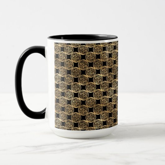 MUG JOLIE LIGNES NOIRES ET D'OR DE NOEUDS CELTIQUES (Gauche)