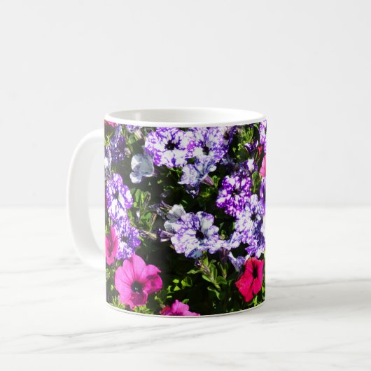 Mug Jolies fleurs de pétunia (Devant gauche)