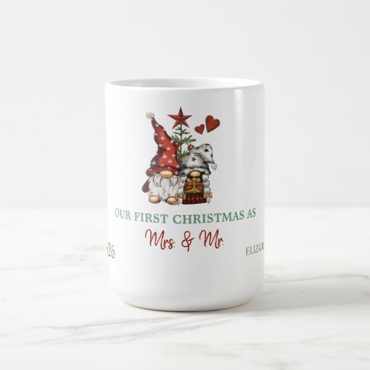 Mug Jolis nains sapin notre premier Noël (Centre)