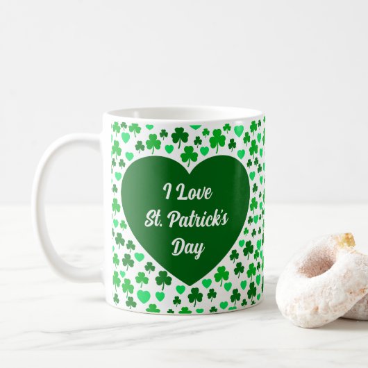 Mug Jolis trèfles et coeurs verts Saint-Patrick (Avec donut)
