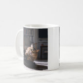 Mug Jouer Chaussure Chat amusant (Devant gauche)