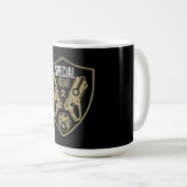 Mug Jouet pour enfants Bataille d'armes à feu (Devant droit)