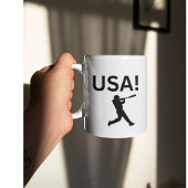 Mug joueur de baseball américain utilisant dot comme b