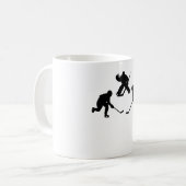Mug Joueur en bâton de hockey sur glace silhouette cad (Devant gauche)