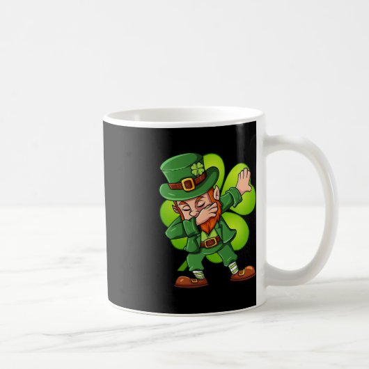 Mug Jour de la Saint Patrick Dabbing Leprechaun Clover (Droite)