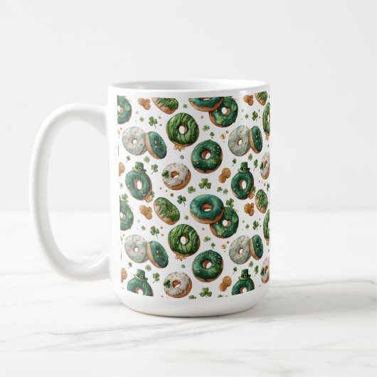 Mug Jour de la Saint-Patrick Gâteau et Trèfle à l'aqua (Gauche)