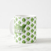 Mug Jour de la Saint-Patrick Une Maman Chanceuse (Devant gauche)