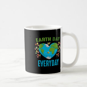 Mug Jour des terres en forme de coeur chaque jour abei