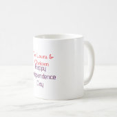 Mug joyeuse fête de l'indépendance nom date simple rou (Devant droit)