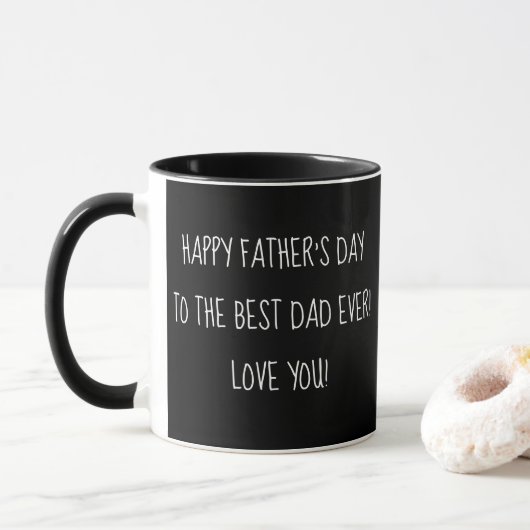 Mug joyeuse fête des pères écriture amusante noir et b (Avec donut)