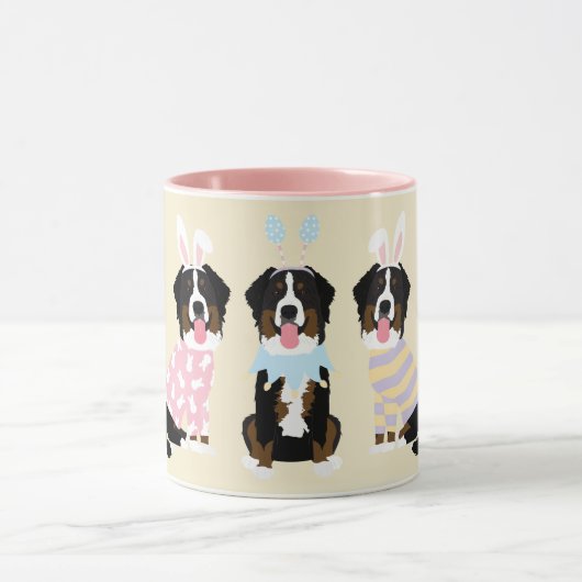 Mug Joyeuses Pâques Chiens de montagne bernois (Centre)