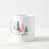 Mug Joyeux et brillants arbres de Noël (Devant gauche)