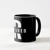Mug Joyeux Retraite Monogramme Retraité initial (Devant droit)