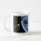Mug Juno Spacecraft Pendant Son Vol Sur Terre (Gauche)