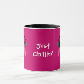 Mug Juste hiboux roses de Chillin avec des écouteurs (Centre)