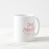 Mug Juste Marié Élégante Typographie Rose (Devant droit)