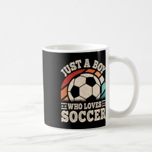 Mug Juste un garçon qui aime le football drôle joueur