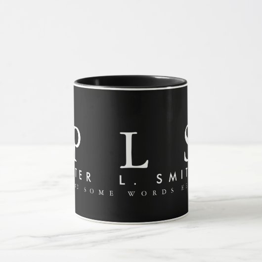 Mug juste un simple noir (avec nom et initiales) (Centre)