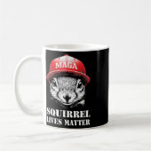 Mug Justice Pour Les Arachides L'Écureuil Vit Problème (Gauche)