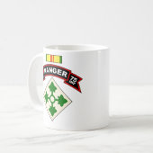 Mug K Co, soixante-quinzième infanterie - garde (Devant gauche)