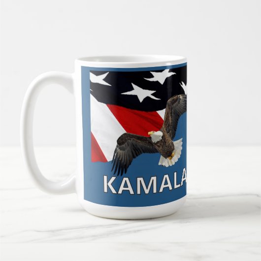 Mug Kamala avec aigle et drapeau (Gauche)